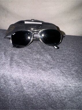 Ray-Ban Men's Silver Frame Black Lens Aviator Sunglasses